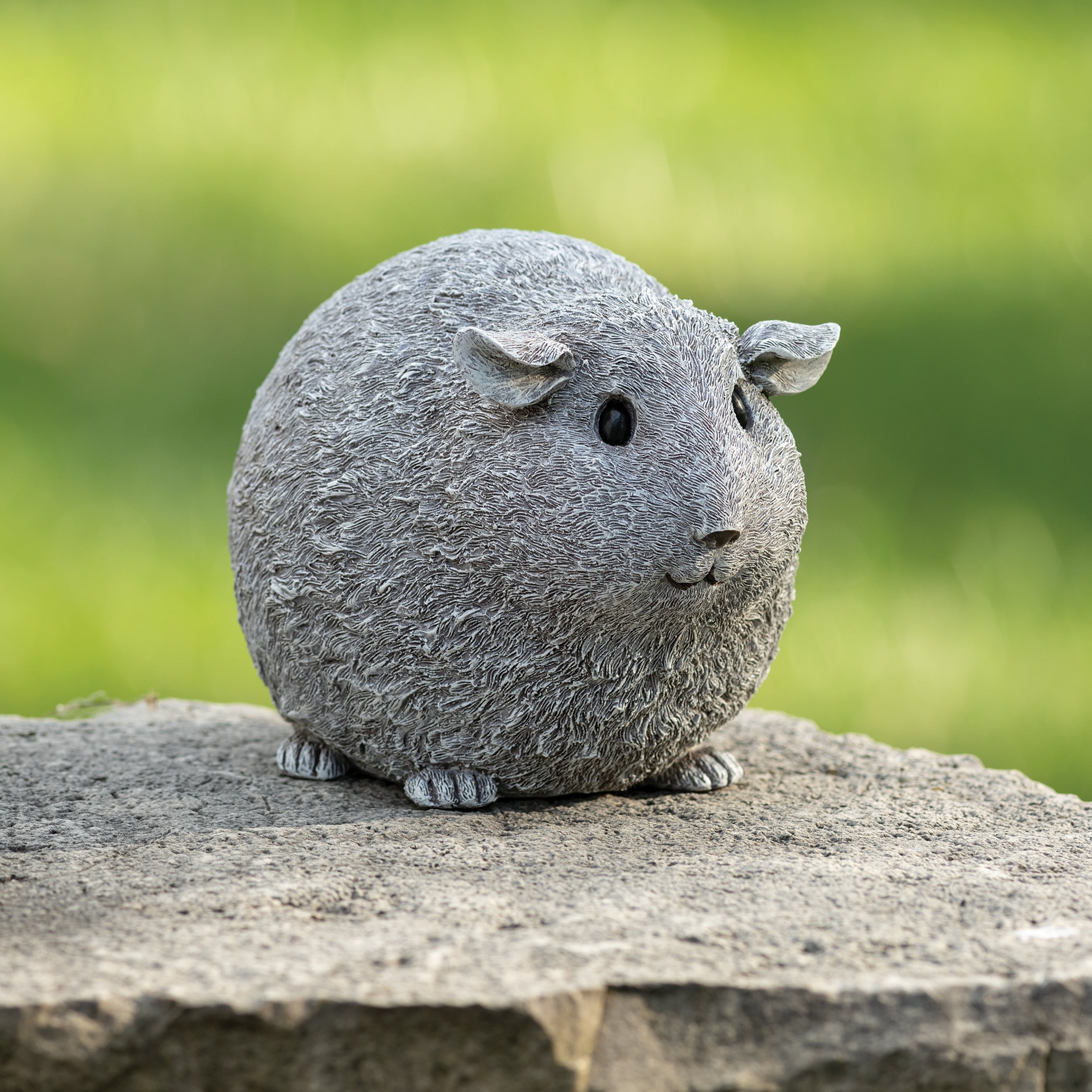 Pudgy Pals Guinea Pig Garden Statue