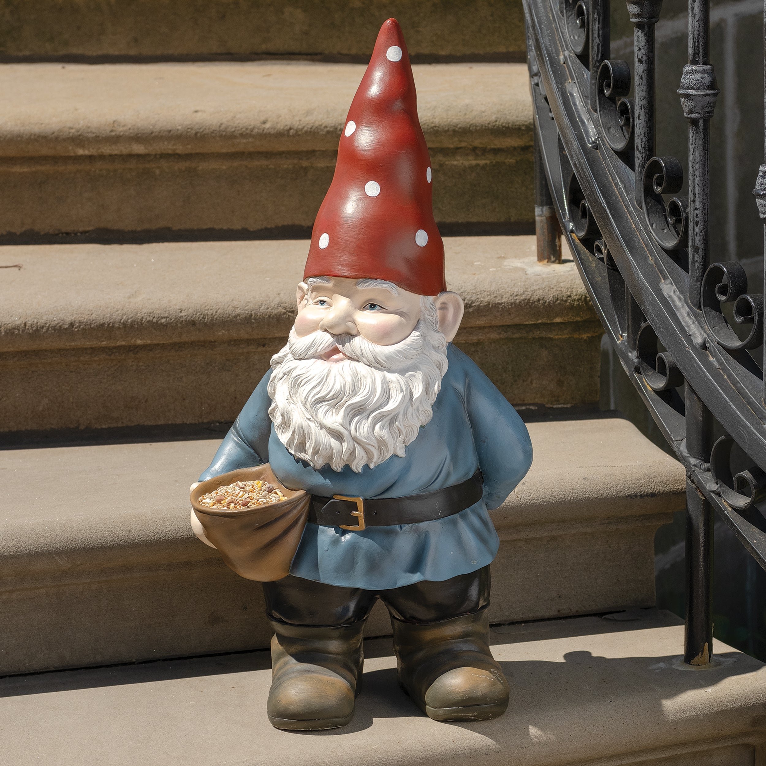 Garden Gnome Birdfeeder