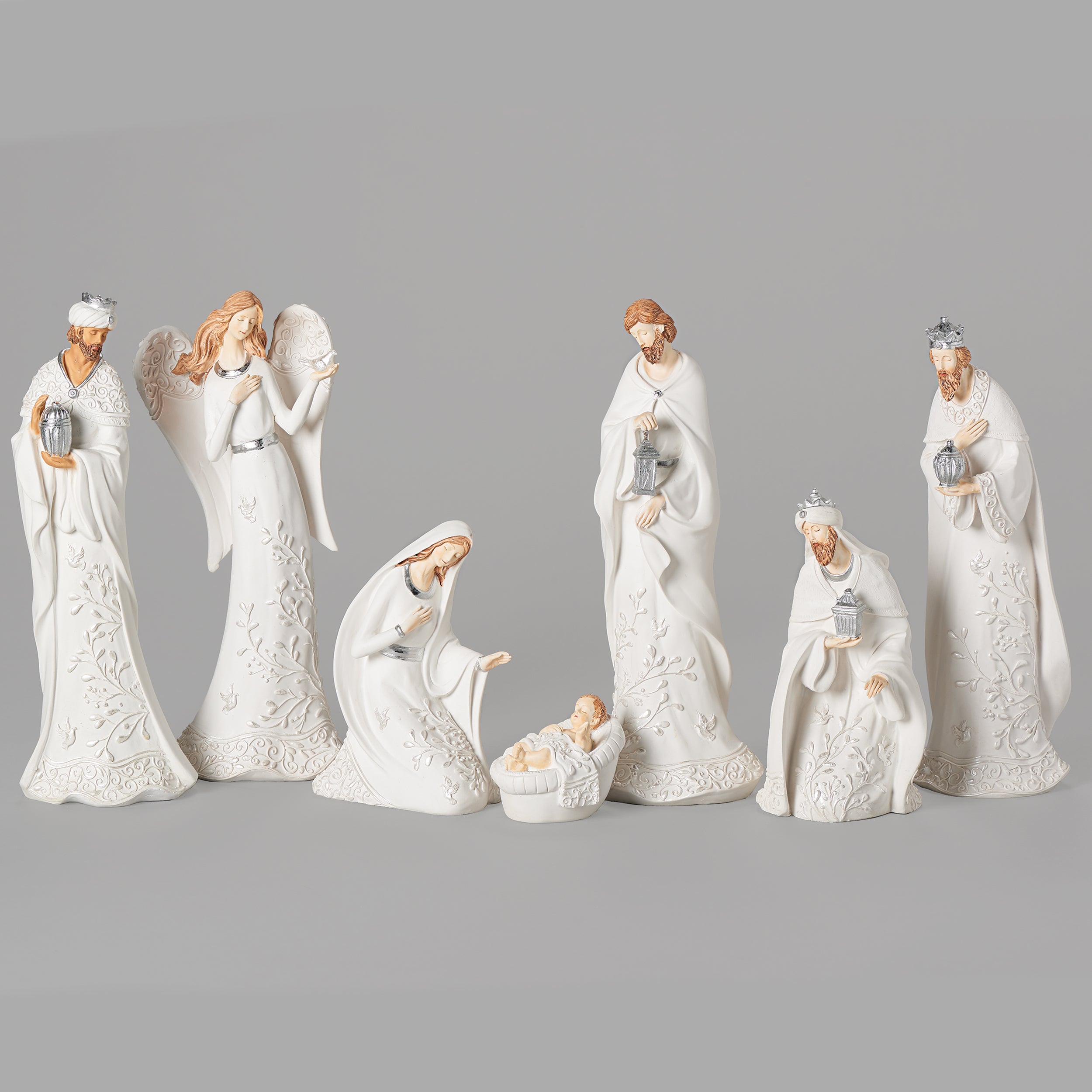 Elegant Pearl Leaf Nativity Set