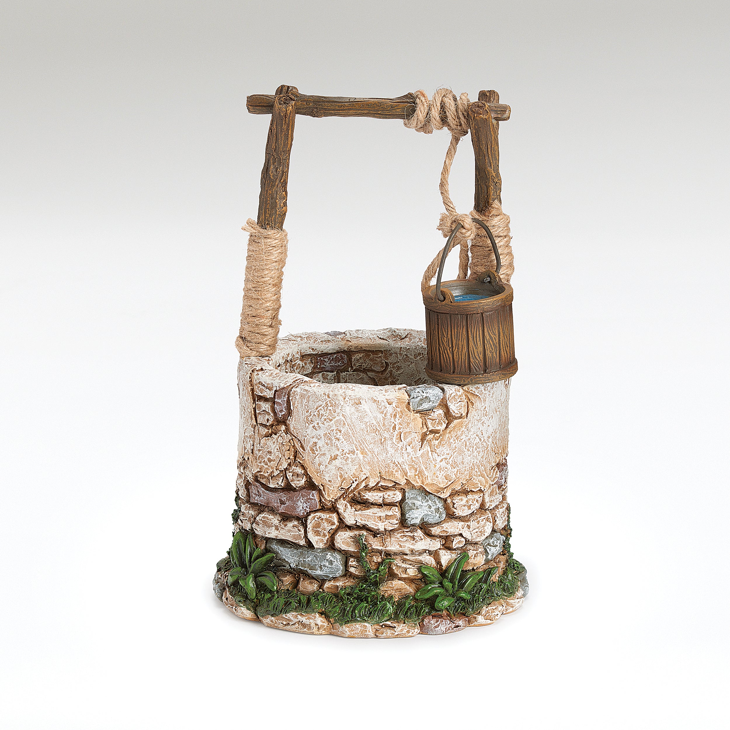 Fontanini Town Well - 7.5" Scale