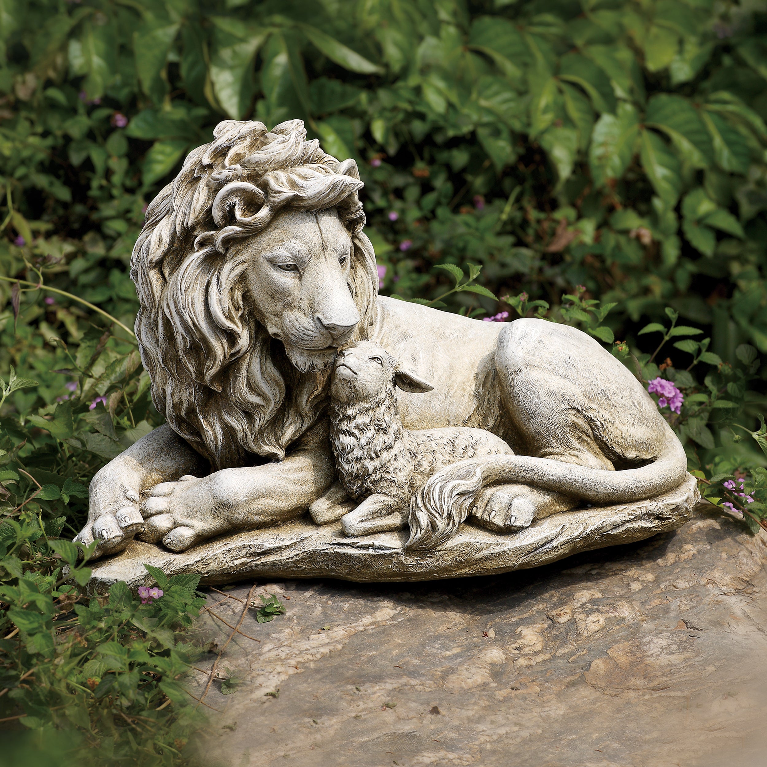 Joseph's Studio Lion & Lamb Garden Statue