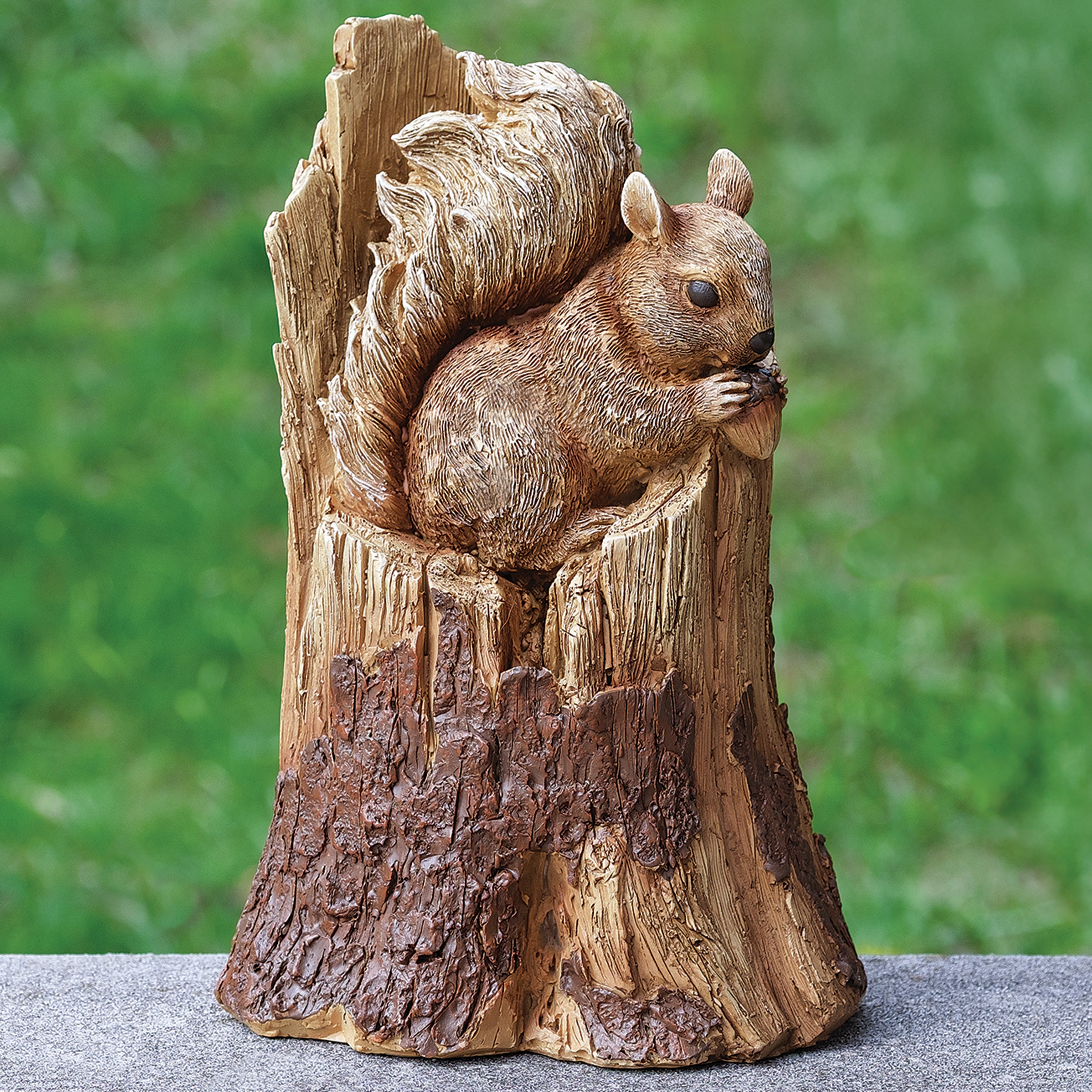 Squirrel in Tree Trunk Garden Statue – Timber Tails Collection