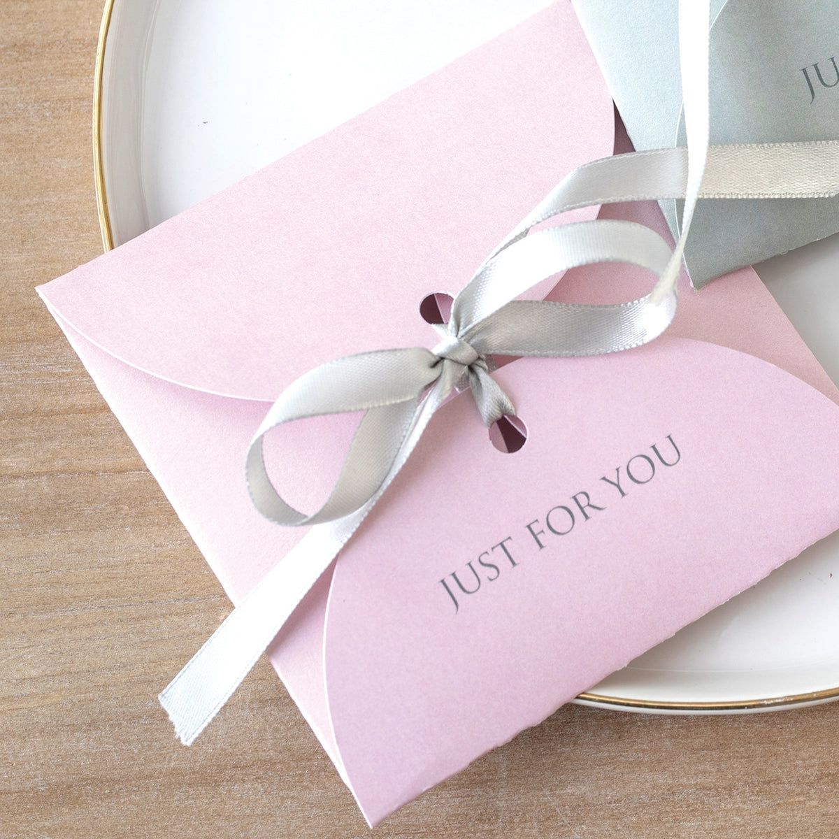 Children's heart and cross necklace in pink gift box packaging