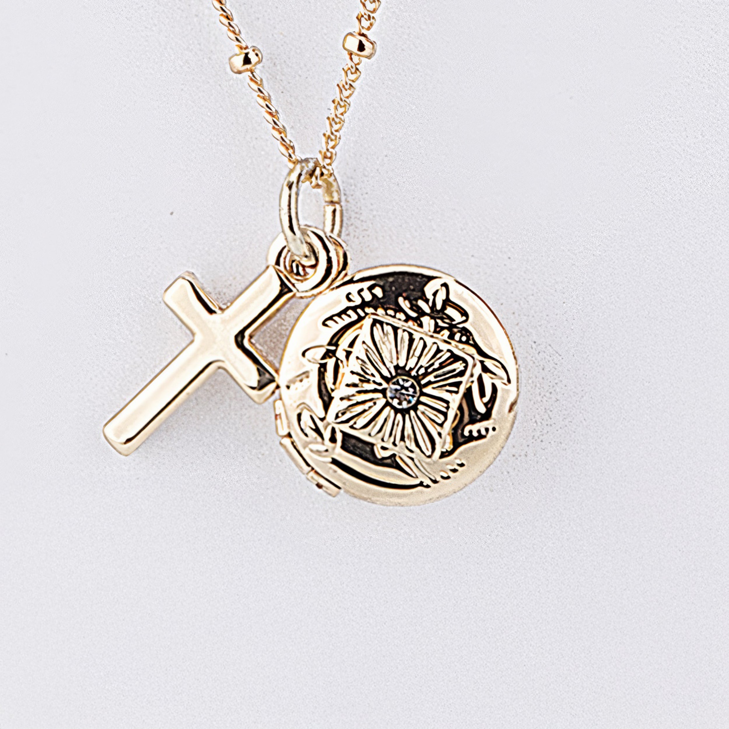 Alexa's Angels "Prayer Changes Everything" Prayer Box Necklace