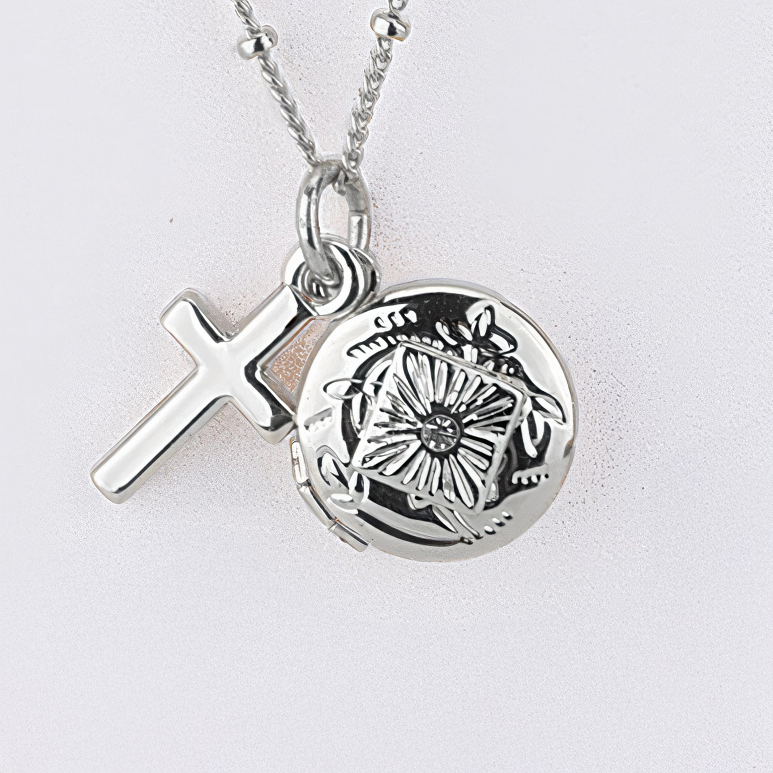 Alexa's Angels "Prayer Changes Everything" Prayer Box Necklace