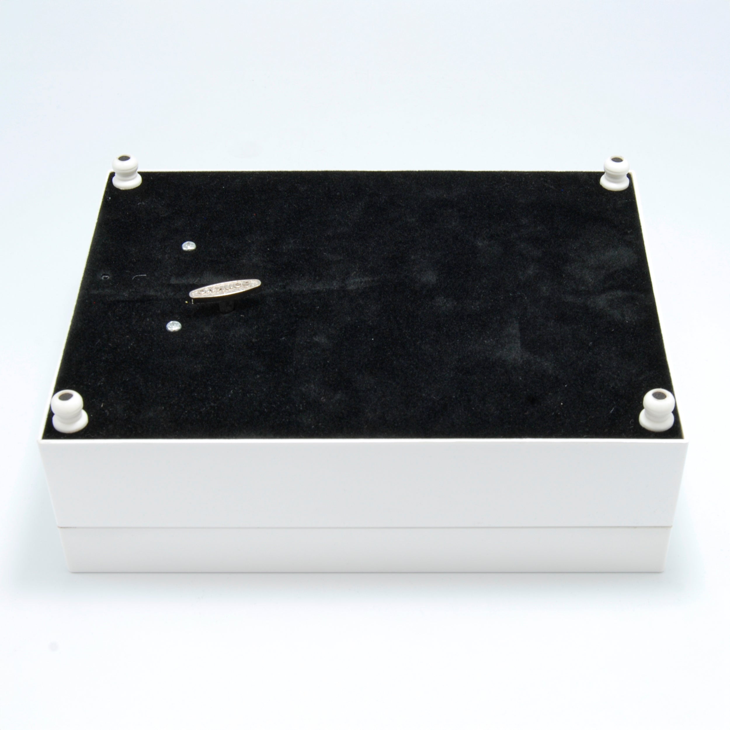 I Love Us White Wedding Music Box- "Clair de Lune" Tune