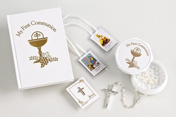 Roman – 5 PC White/Gold Communion Set